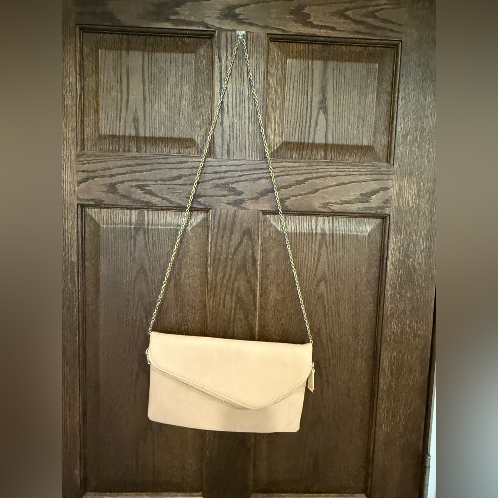 Urban Expressions Beige Clutch with Gold Chain